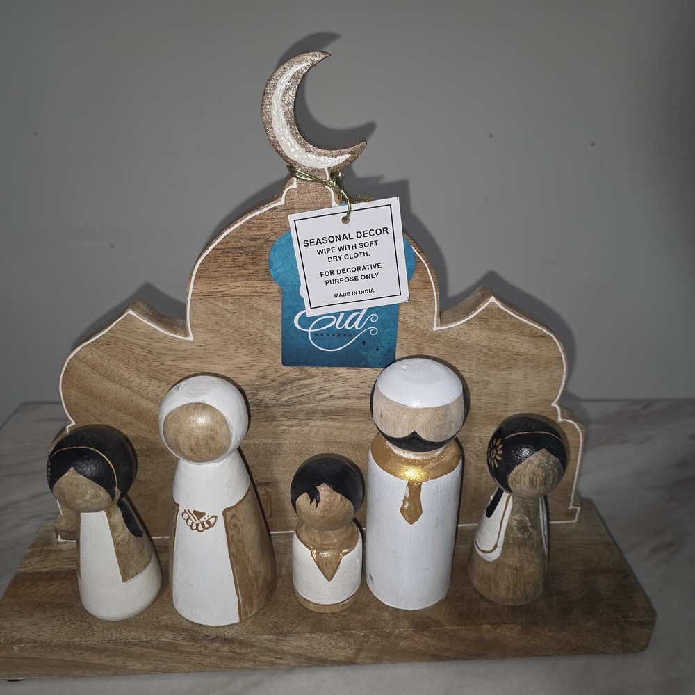 Wooden Nativity Scene Decor